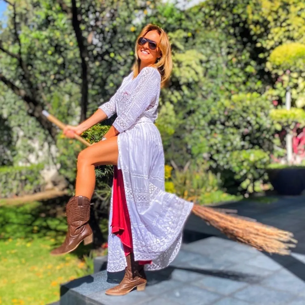 Angelique Boyer cautiva a sus fans