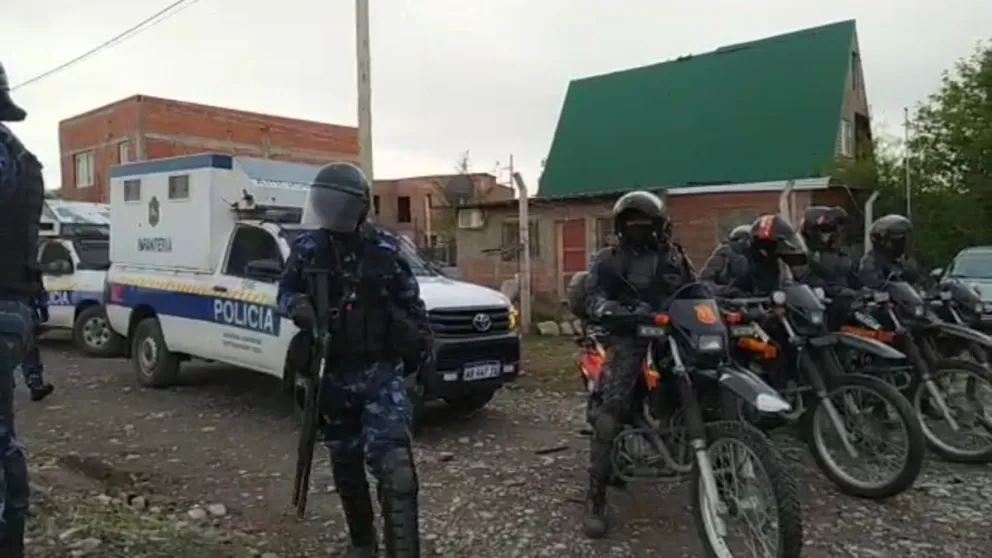Importante operativo policial: salteños pretenden usurpar terrenos en un asentamiento