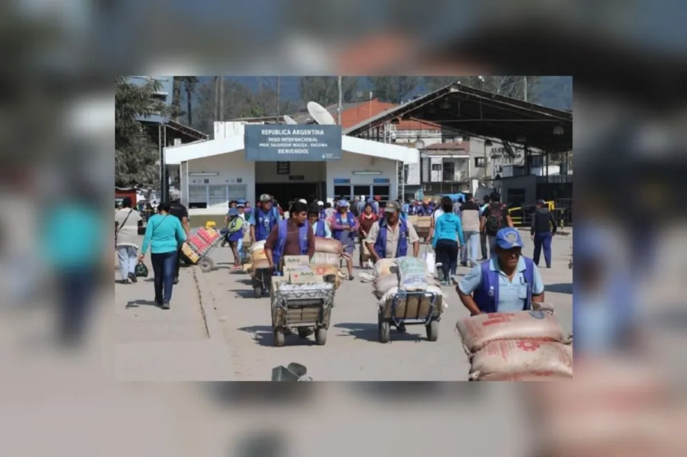 Tensión en Salvador Mazza: trabajadores desocupados bloquearán la frontera para que no entren bolivianos