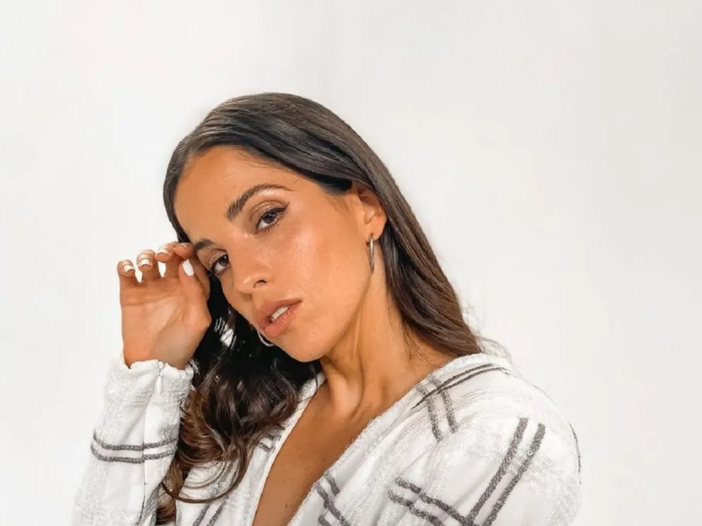 Cande Molfese presumió su nuevo hogar y lanzó un palito a su ex pareja Ruggero: “Me elijo a mí"