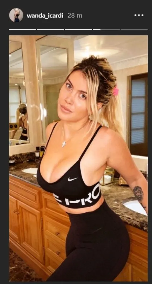 Wanda Nara lo volvió a hacer: presumió su cintura de avispa pero abusó del Photoshop