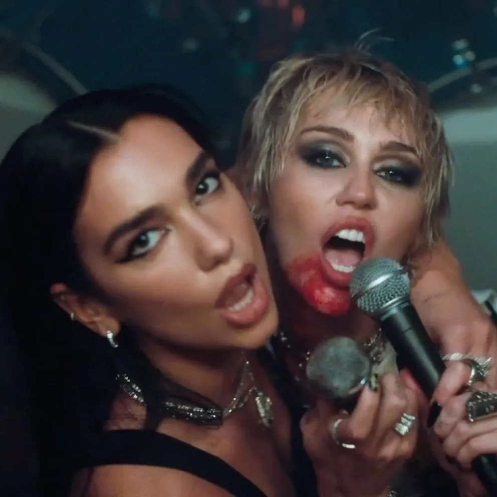 "Prisoner" de Miley Cyrus y Dua Lipa está disponible en todas las plataformas y es un fuego