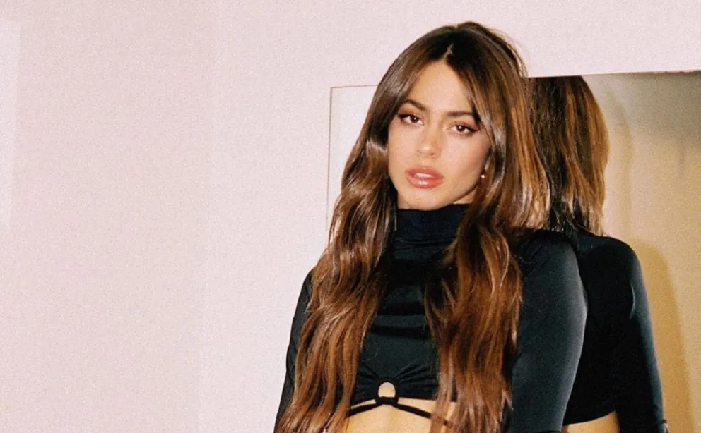Tini Stoessel se mostró como nunca antes y alertó a todos con un misterioso mensaje en sus fotos