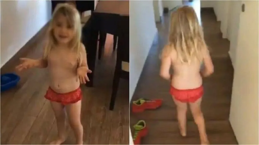Niña sorprende a su mamá