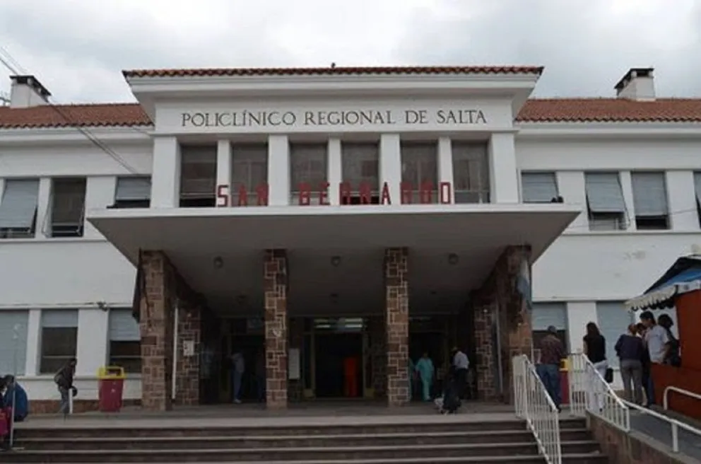 Escándalo en el Hospital San Bernardo: aseguran que el paciente boliviano muerto ya habría suplantado la identidad de un Wichi