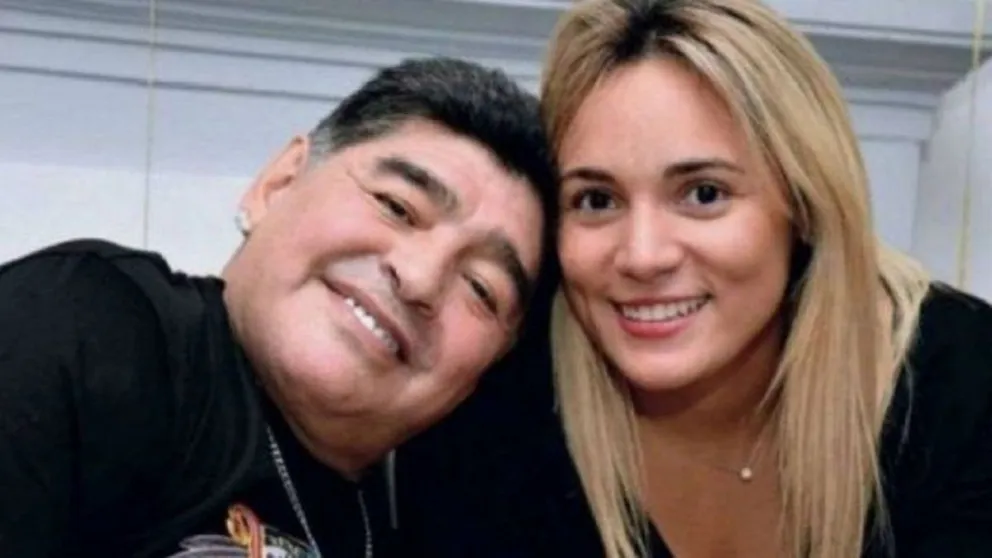 Filtraron un video que muestra a Diego Maradona golpeando a Rocío Oliva