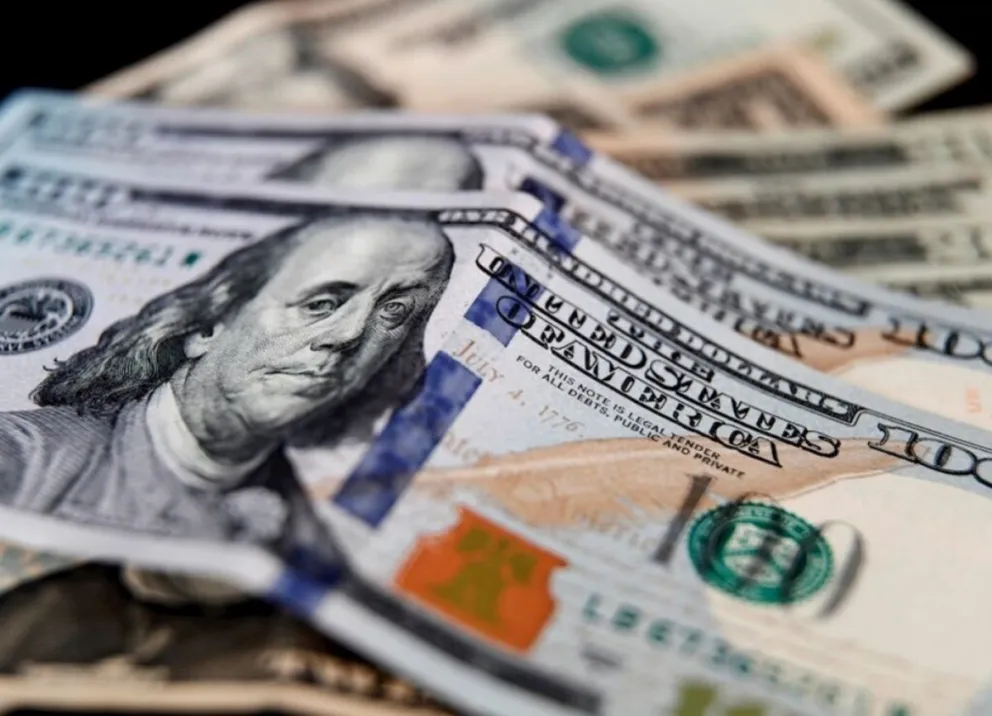 Dólar. Fuente: (Twitter)