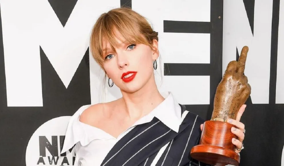 Taylor Swift volvió a enamorar a sus fans con su canción "Love Story": la cantó de nuevo y te contamos los detalles