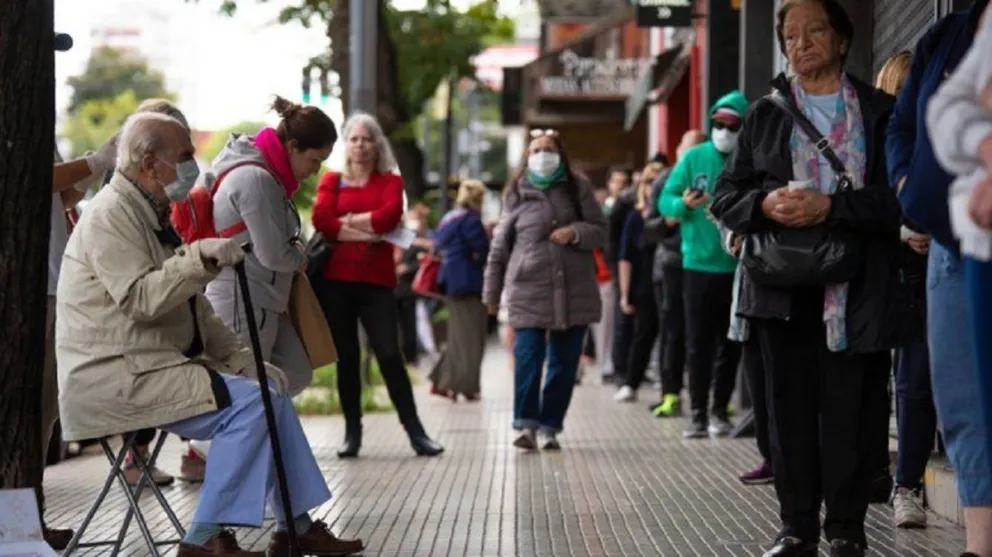 Desmienten a Alberto Fernández: la inflación se comió a los jubilados y todos perdieron poder adquisitivo