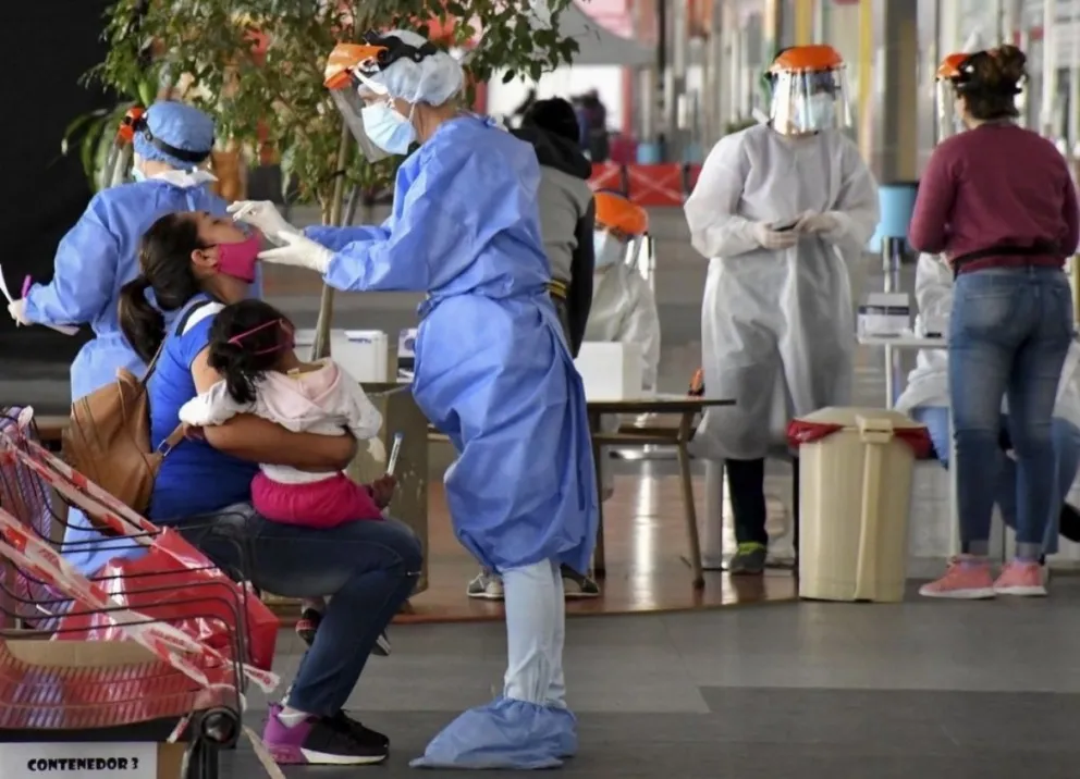 La pandemia no tiene feriados: en el Día del trabajador, hubo una importante cantidad de salteños muertos