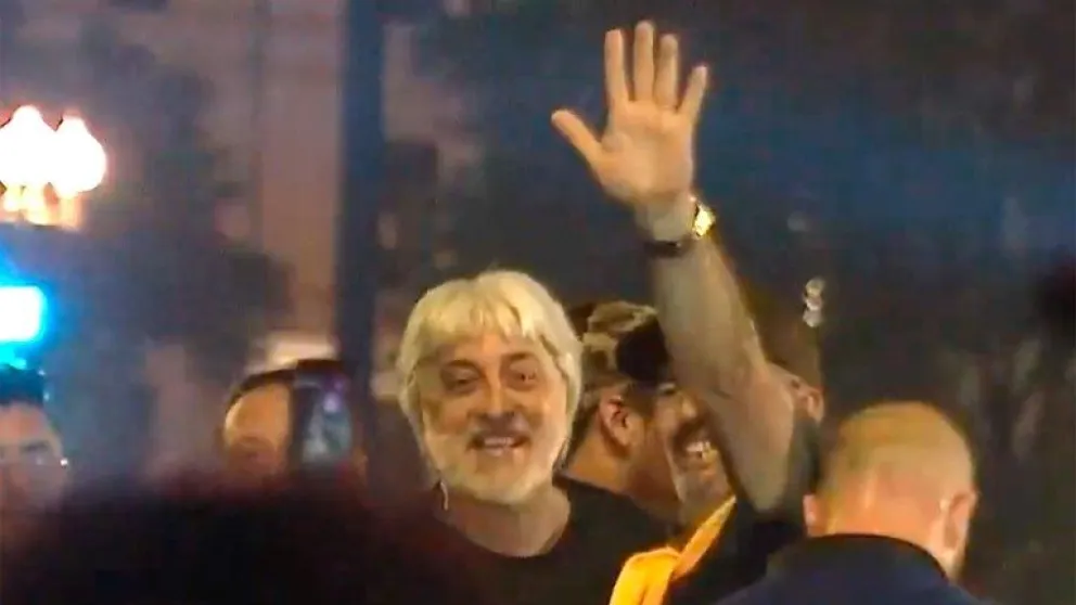 Rafael Di Zeo en el velatorio de Maradona. Fuente: (Twitter)