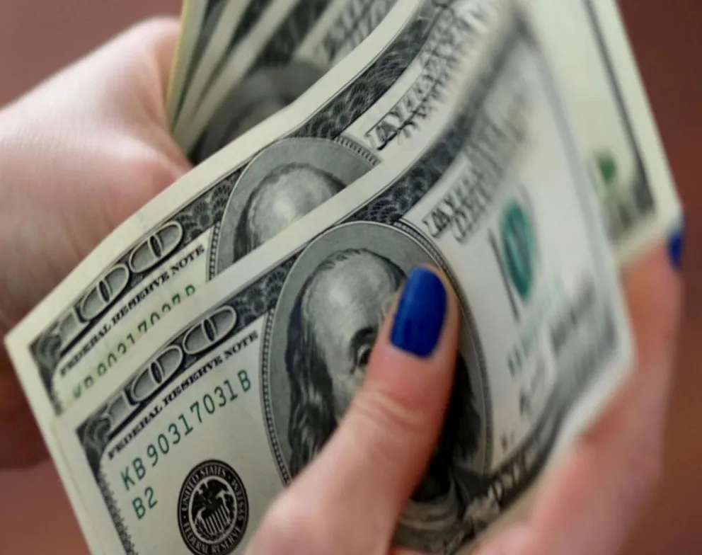 Dólar. Fuente: (Twitter)