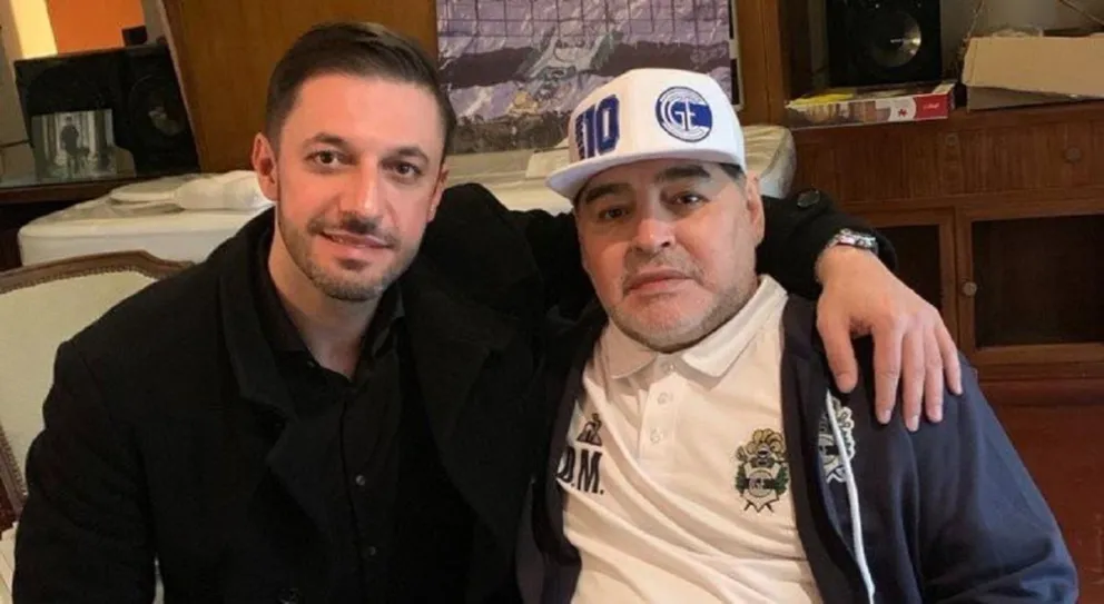 “Morla hijo de p…”: El hincha que estalló frente al féretro de Diego Maradona y recibió el apoyo de Dalma