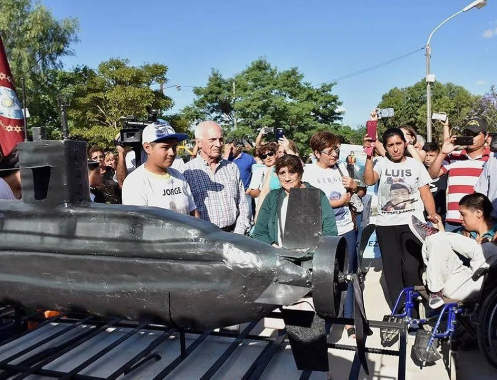 Inauguran una plaza en homenaje a los tripulantes salteños del ARA San Juan