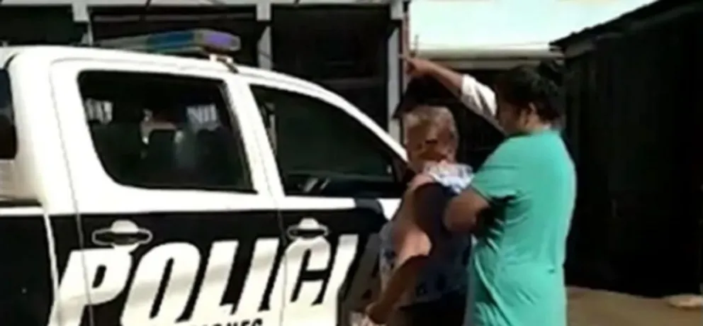 Mujer arrestada en Misiones. Fuente: Twitter