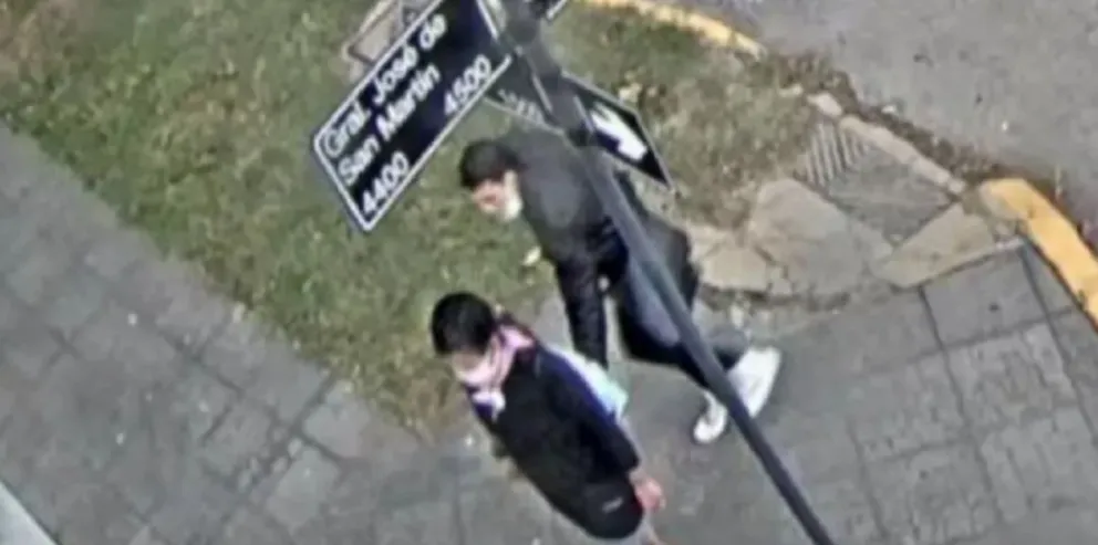 Video del hombre que abusó de una mujer en plena calle