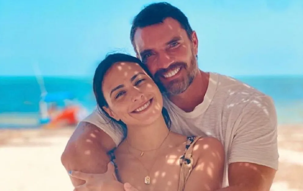 Julian Gil y su novia