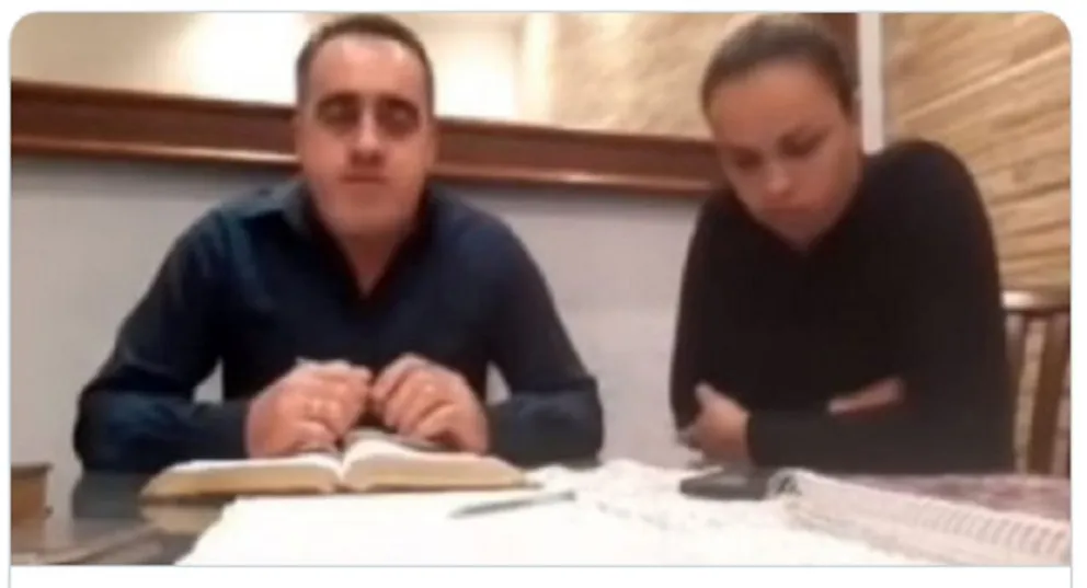 Edson Araujo y su esposa. Fuente (Twitter)