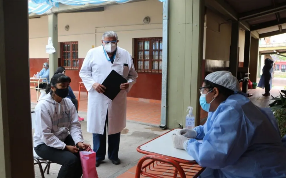 Siguen los testeos masivos en Salta: más del 50% de un popular barrio estaba infectado con COVID-19