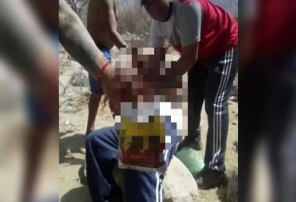 Abuso en manada. Fuente: (Twitter)