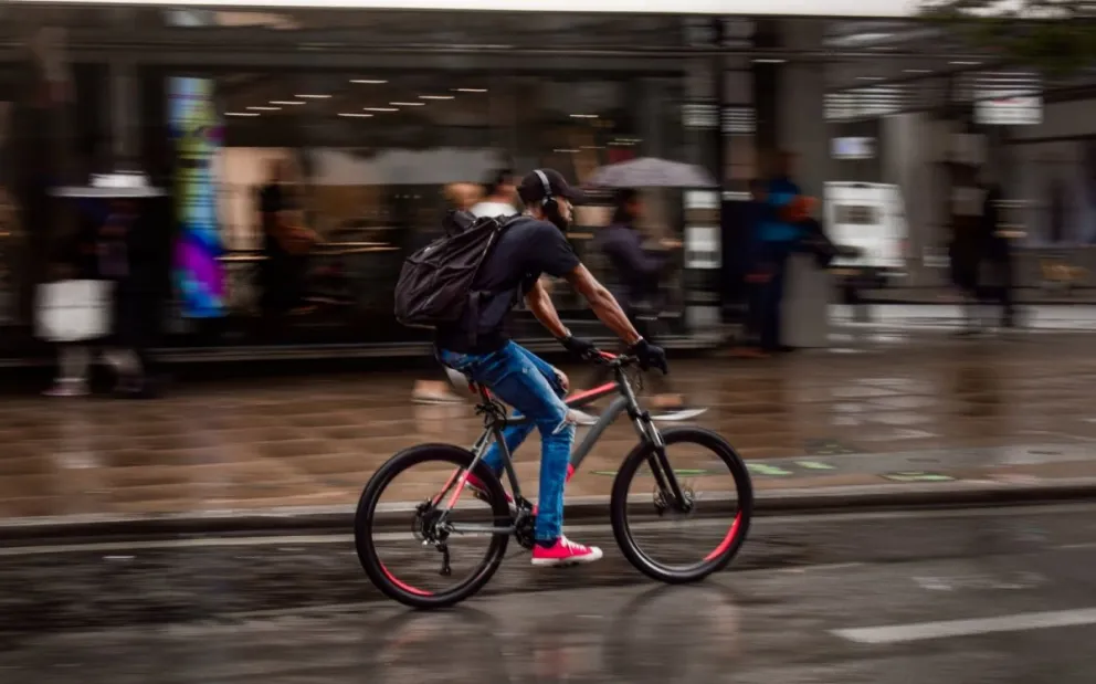 Tratarán un proyecto que propone requisitos para circular en bicicleta