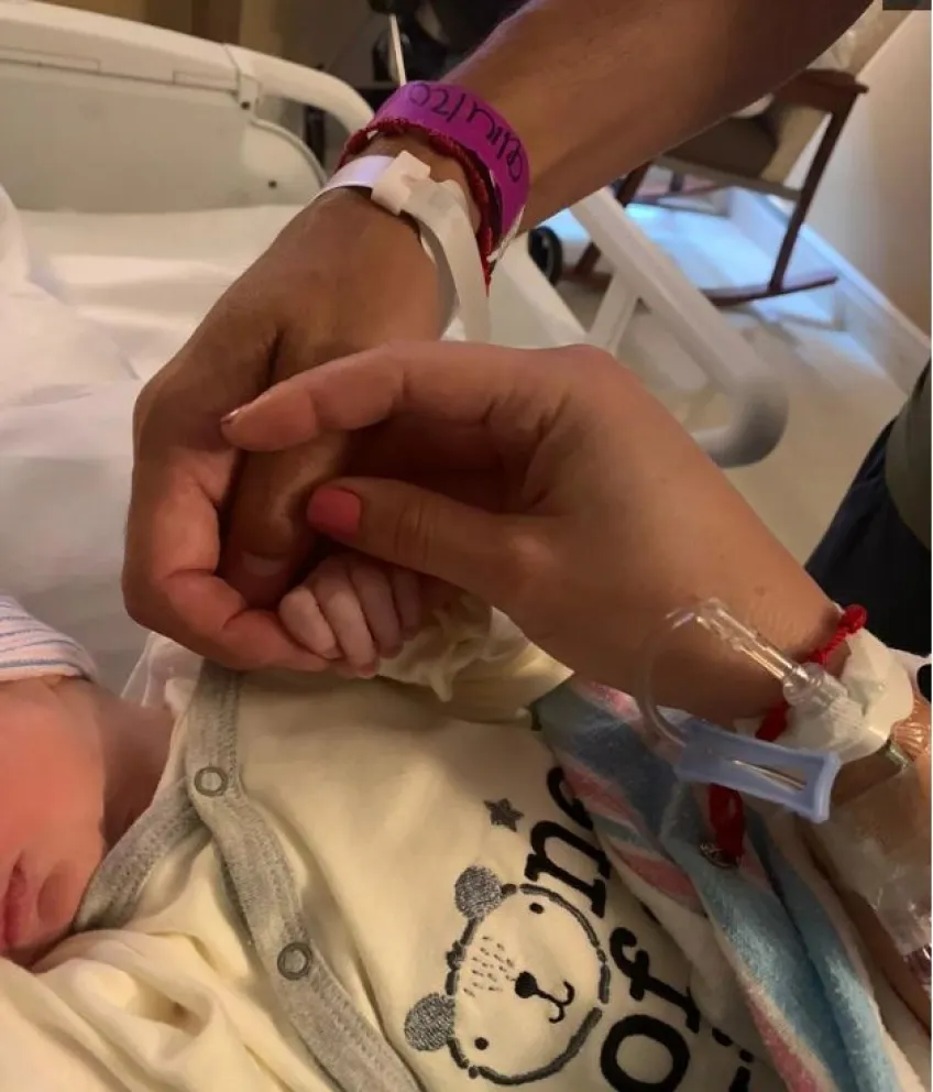 Jessica Carrillo y su bebé