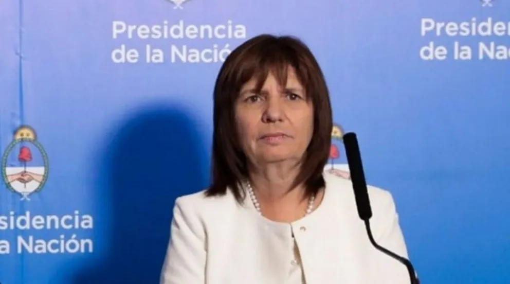 Patricia Bullrich: "Los paros son antidemocráticos"