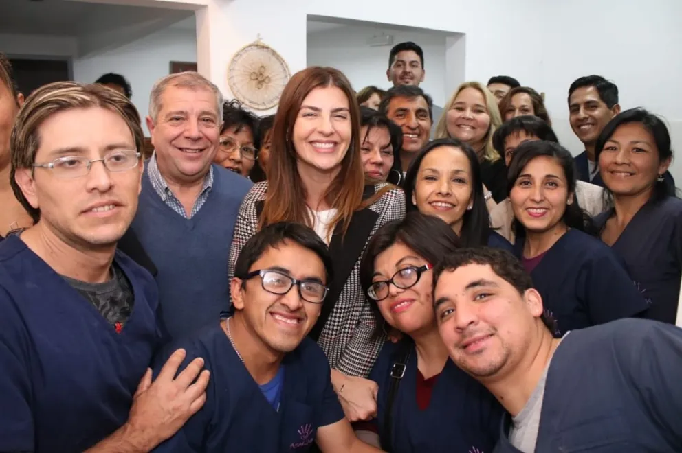 A paso firme: Bettina Romero se muestra cada vez más cerca de la gente