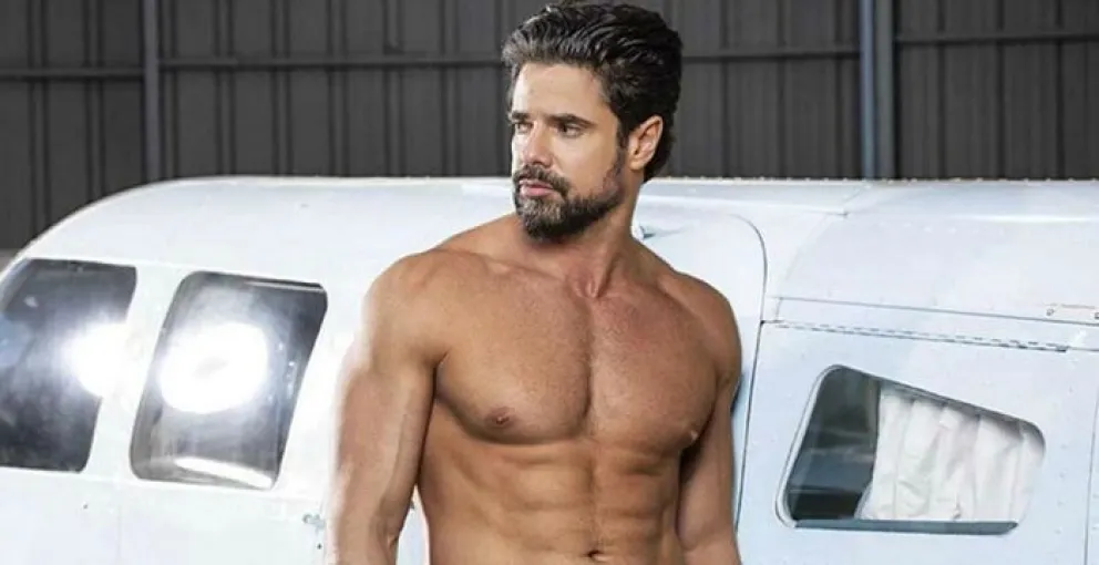 ¡Sin filtro! Tras las fotos hot, habló una ex de Luciano Castro: “Calienta”