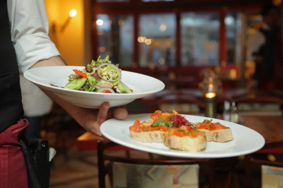 Dueño de restaurant ponía droga en la comida para que los clientes, por adicción, vuelvan