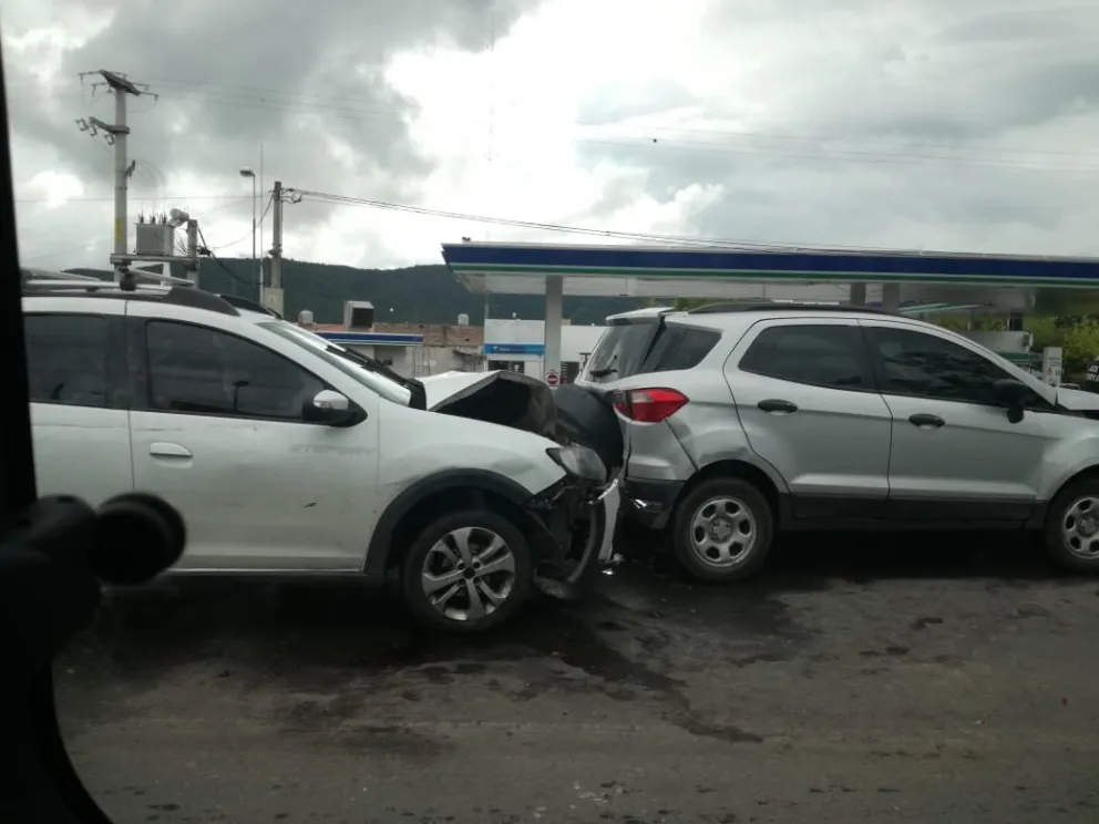 Jornada complicada: choque en cadena en la Avenida Bolivia
