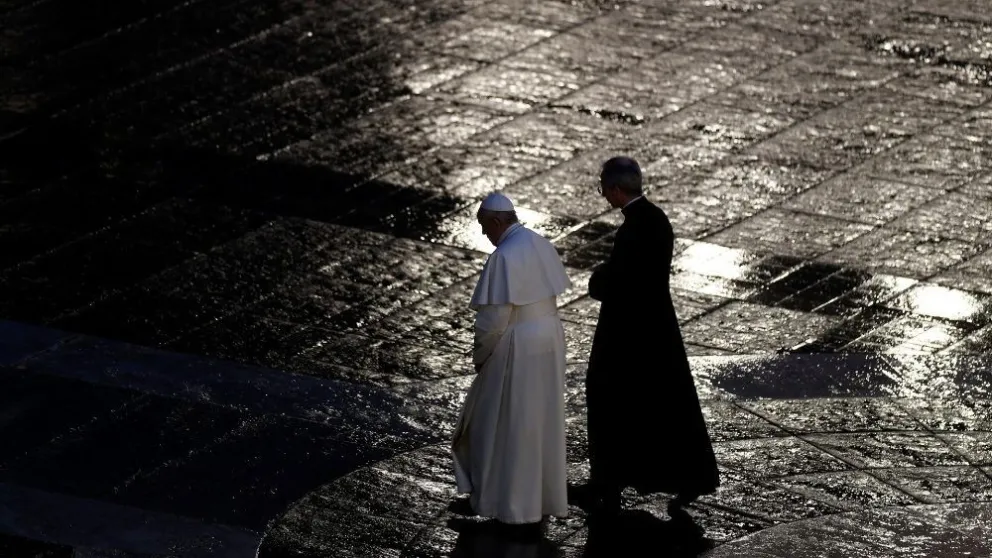 El papa Francisco impartió la bendición Urbi et Orbi: “Nos sorprendió una tormenta inesperada y furiosa”