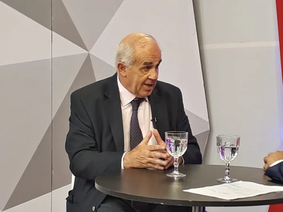 Pérez Alsina: "Provincia hizo una compra de respiradores y Nación impidió la entrega porque centralizó la compra"