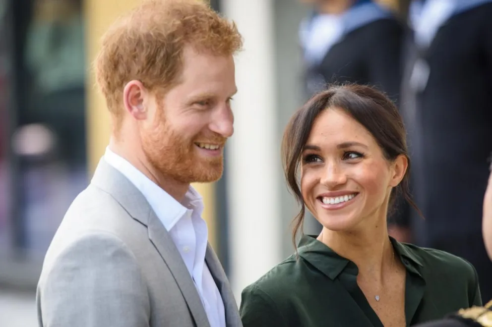 El Príncipe Harry y Meghan Markle. Fuente: Twitter