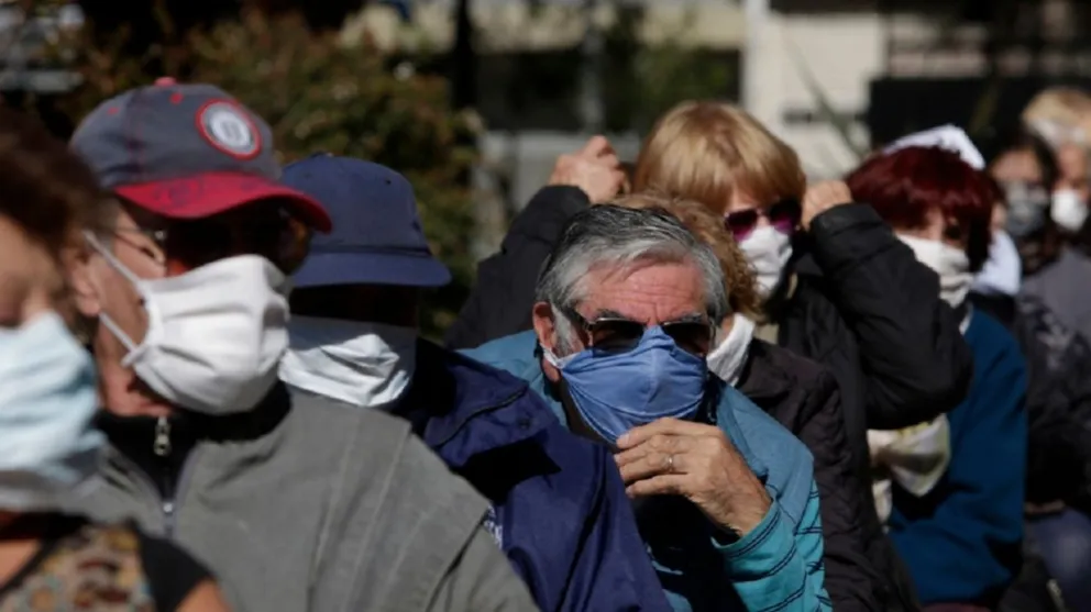 Cronograma completo: qué jubilados, pensionados y beneficiarios de AUH cobran este jueves 15 de  octubre