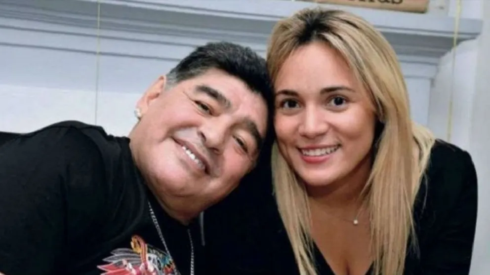 Rocío Oliva y Diego Maradona