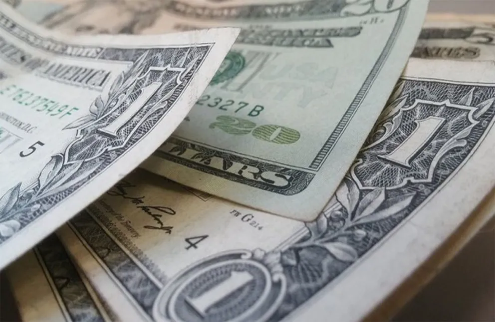 Dólar. Fuente: (Twitter)