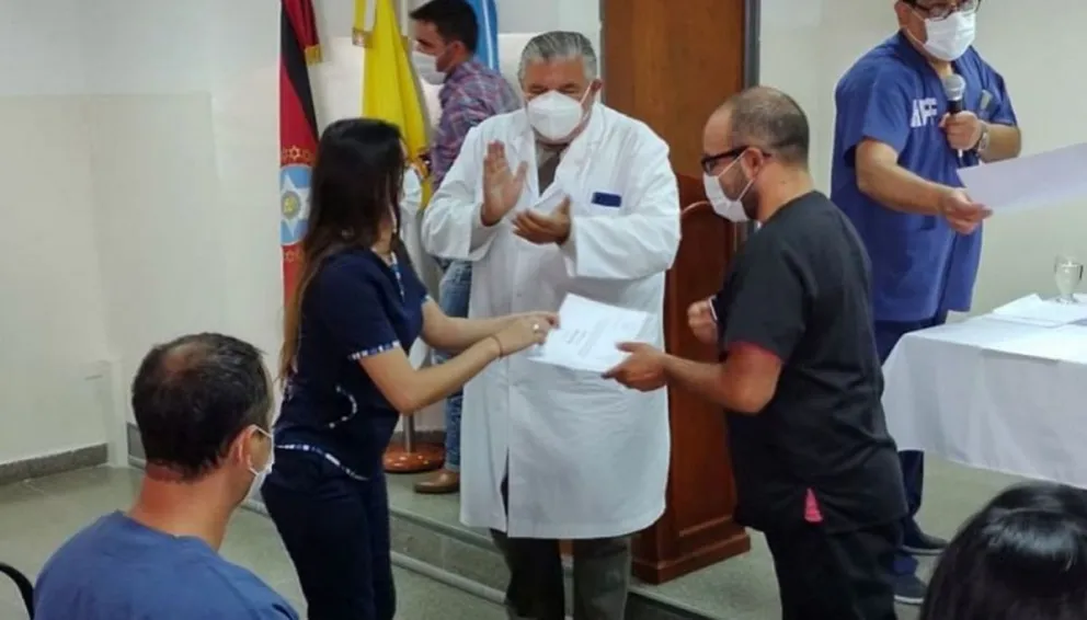 Voluntarios recibieron certificados por su trabajo en el Hospital San Francisco durante la cuarentena