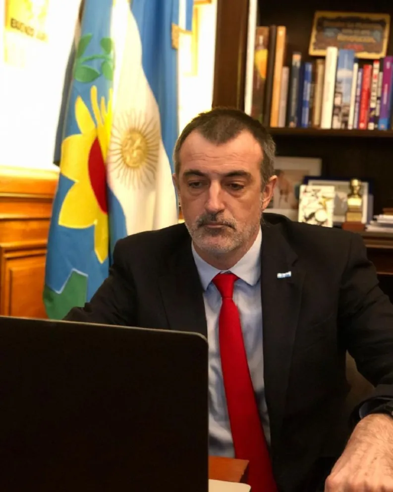 Esteban Bullrich le puso la cara a las críticas por su video viral: "sufro de disartria"