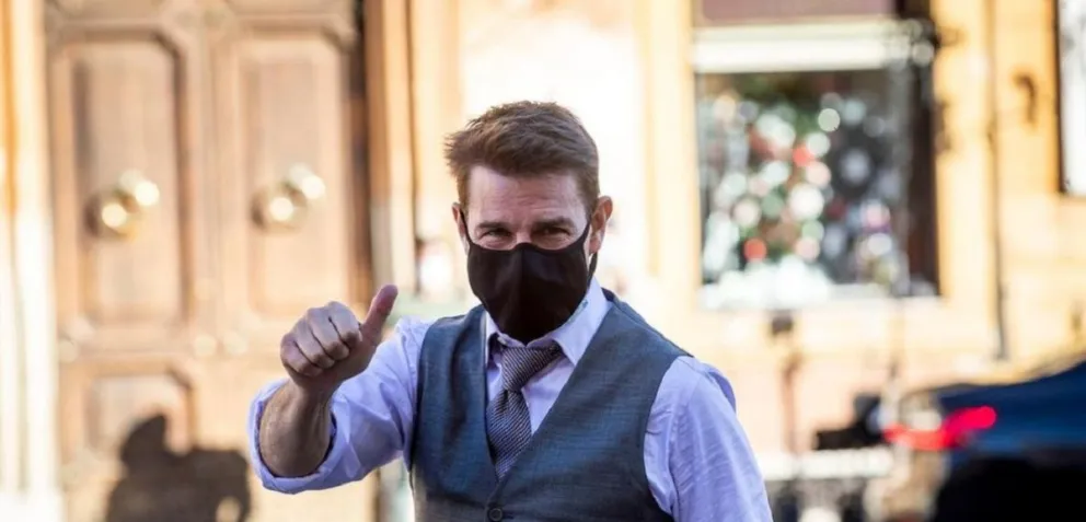 Tom Cruise explotó contra su equipo de rodaje por no respetar los protocolos sanitarios y los memes no faltaron