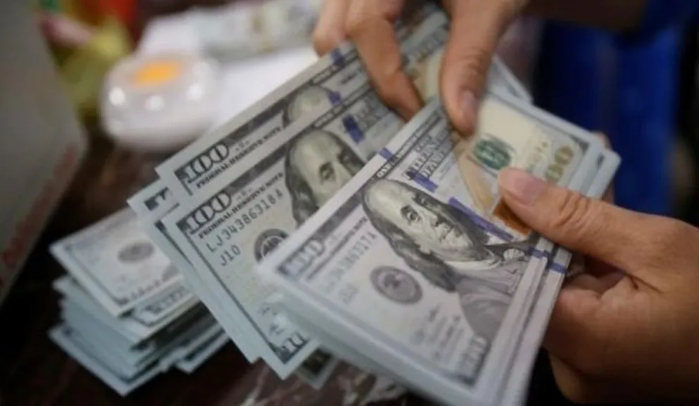 Dólar. Fuente: (Twitter)