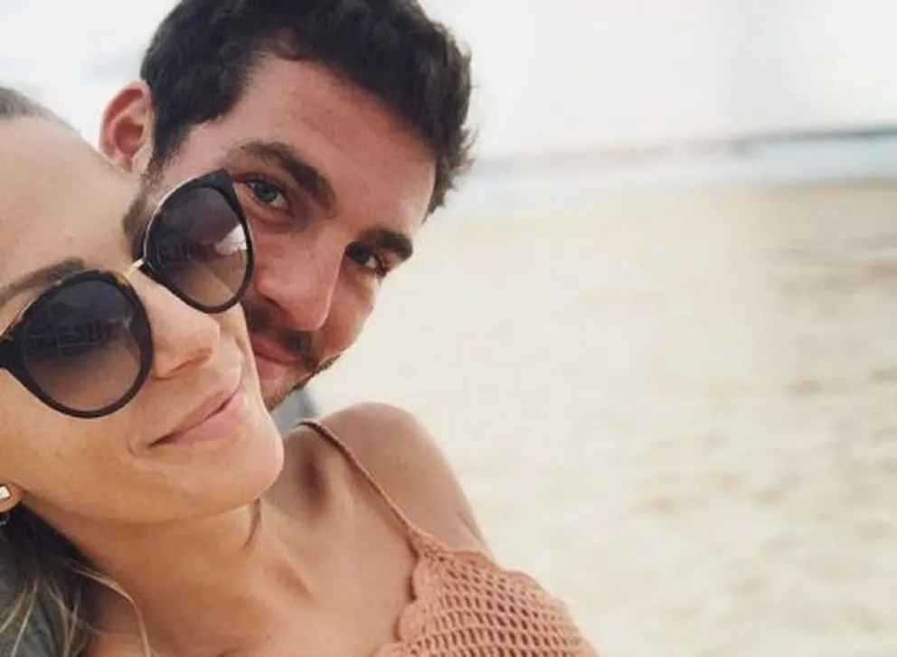 De esta tierna manera Ramiro Arias consiente a Noelia Marzol por su embarazo