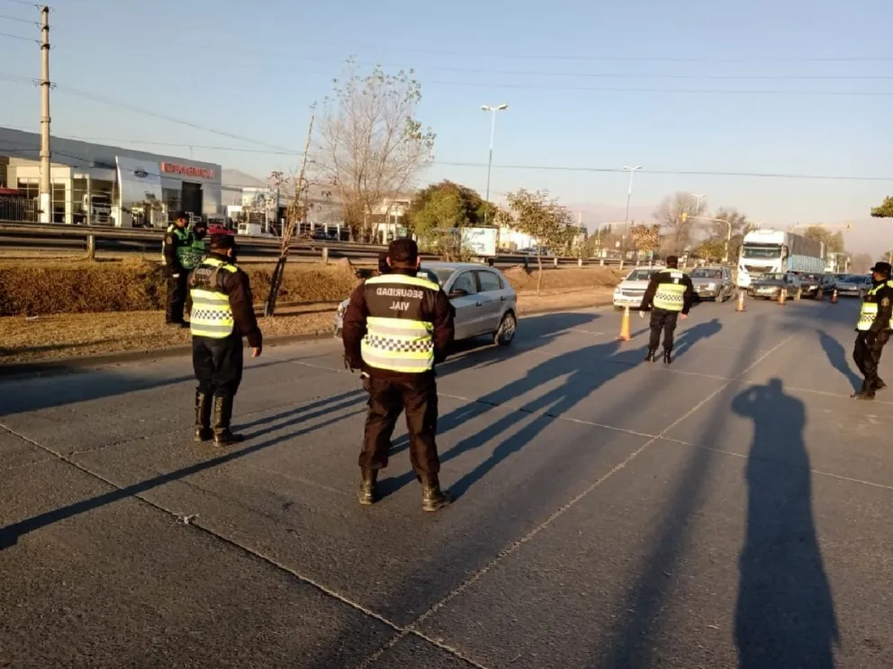 Atención conductores: cortes y desvíos por el festejo de la Virgen de Urkupiña