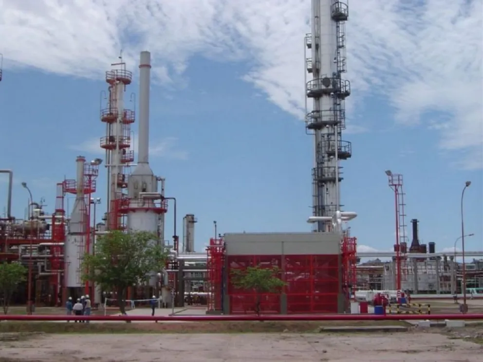 Refinerías proponen una mesa para analizar la situación de la cuenca petrolera del NOA