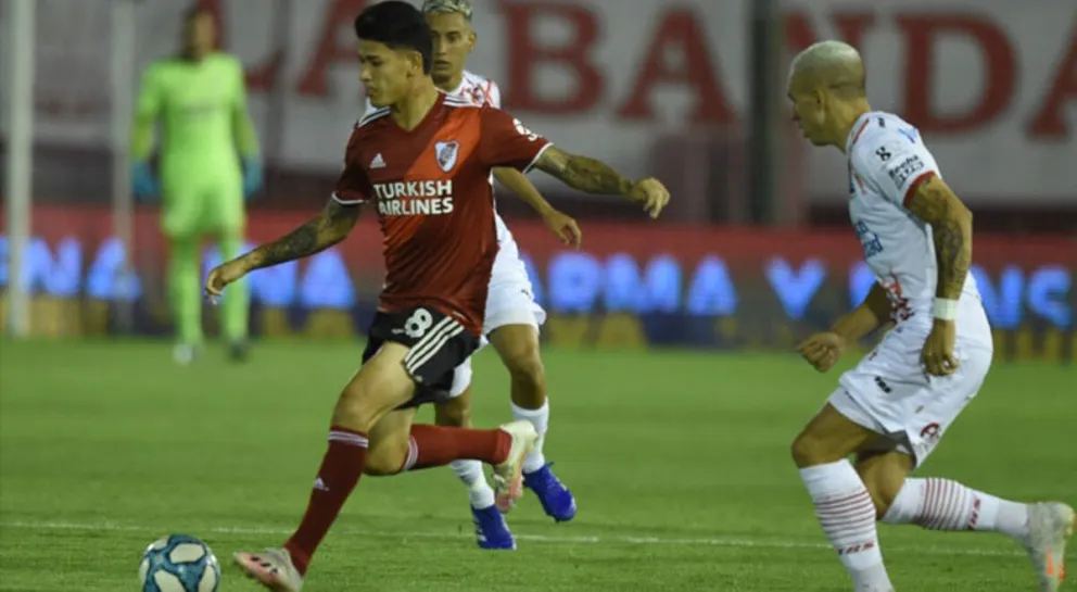 River se quedó con el triunfo en Parque Patricios ante Huracán 