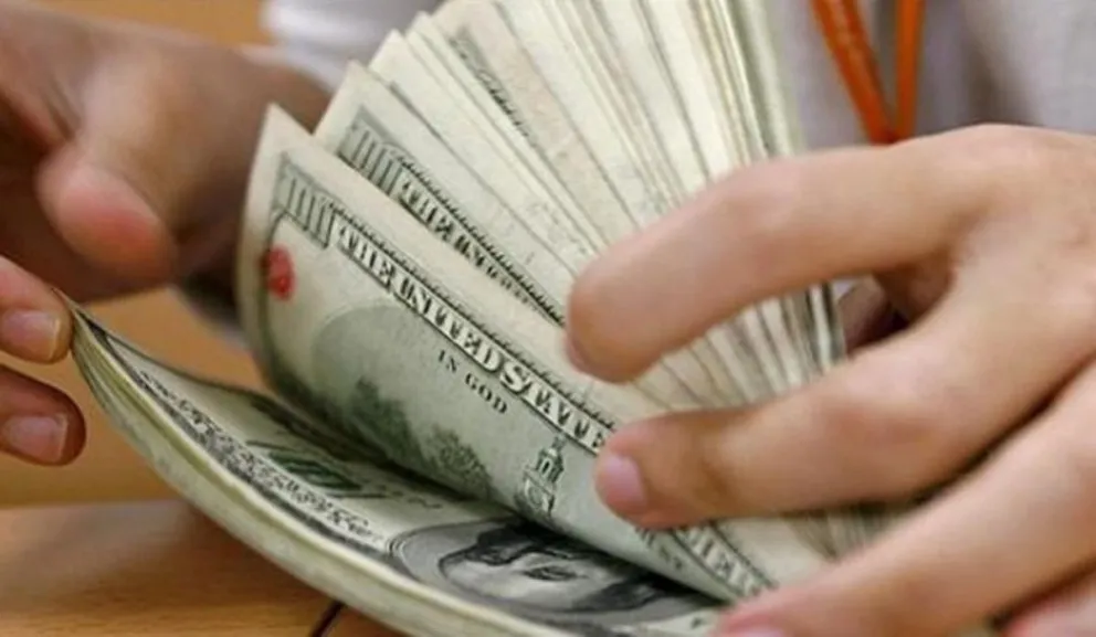 Dólar. Fuente: (Twitter)