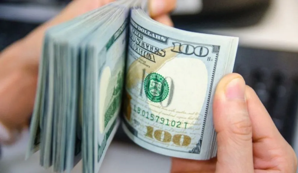 Dólar. Fuente: (Twitter)
