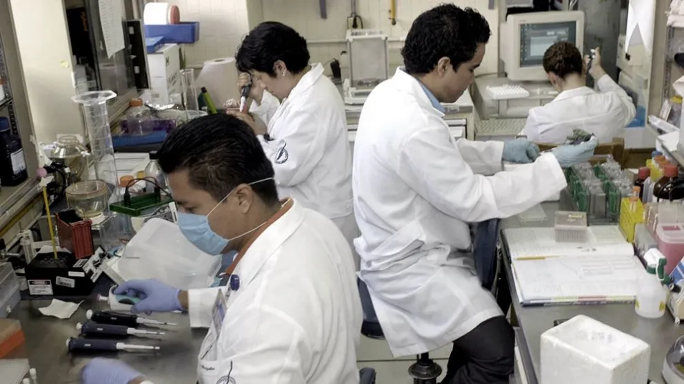 Científicos descubren una nueva droga que podría reducir un 99% la amenaza del Coronavirus
