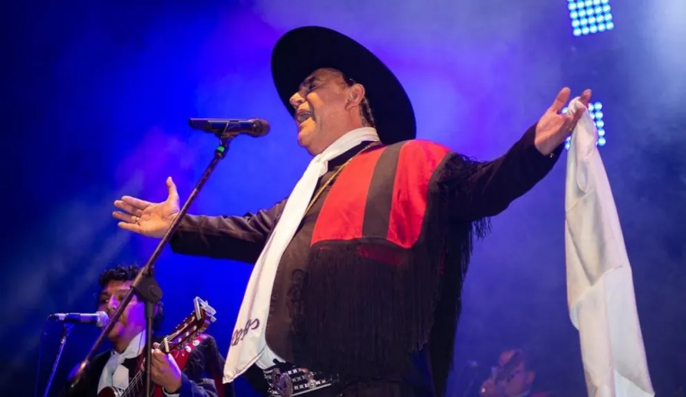Tras arrasar en la Serenata a Cafayate el "Chaqueño" habló sobre Lit Killah y "La Trampa es Ley"