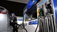 El Gobierno analiza si autoriza una nueva suba del combustible